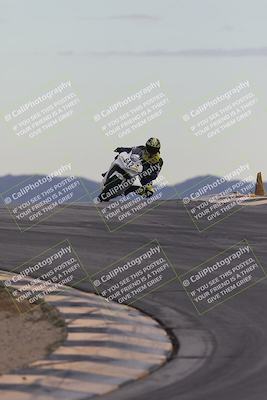 media/Sep-21-2025-Race Pace (Sun) [[98bf33ef95]]/Non Verified/1-Turns 9 and 10 (8am)/